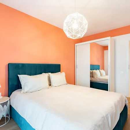 Coral Breeze Apartment